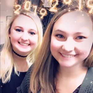 Meet your Posher, Julia